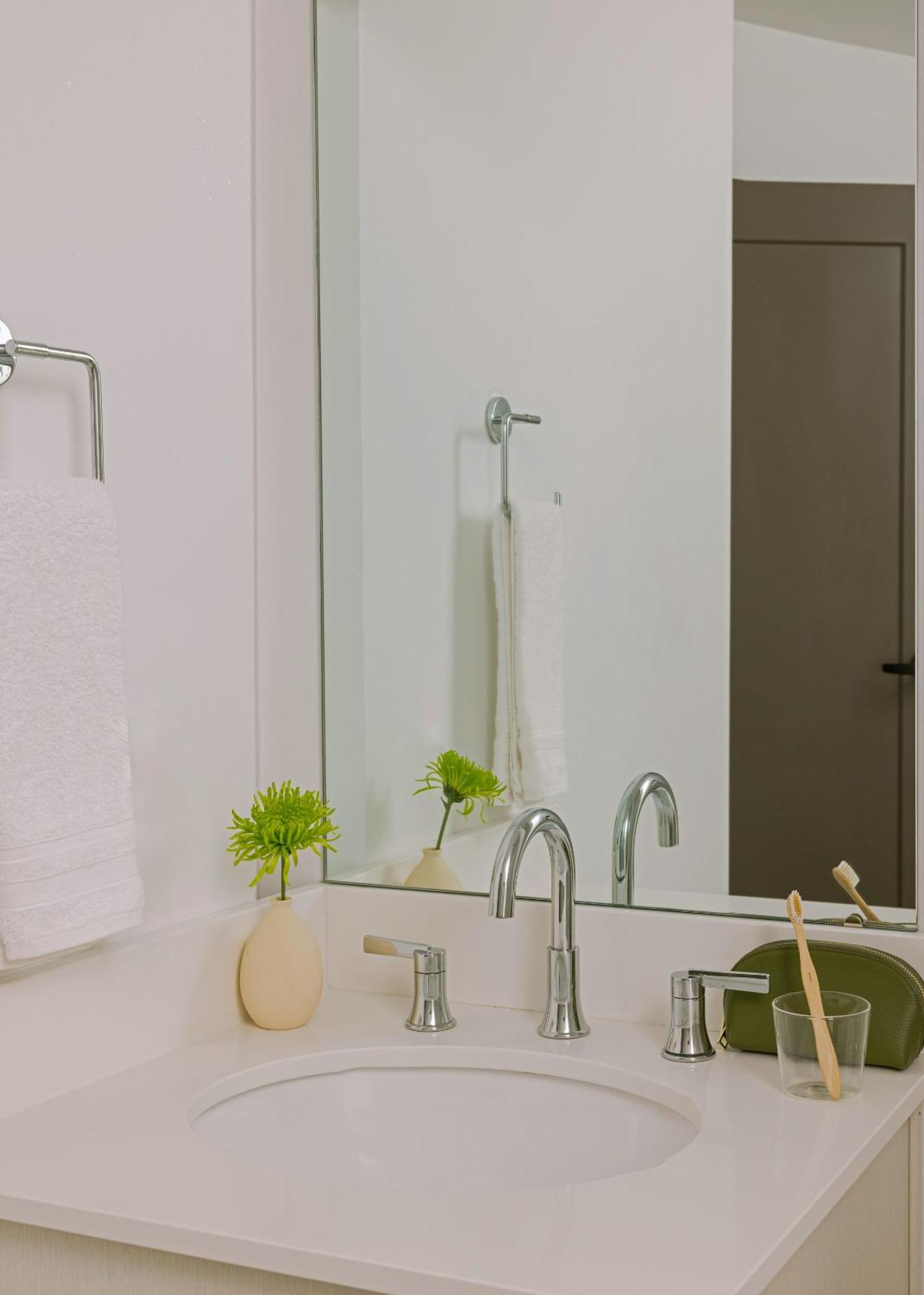ديترويت Sonder By Marriott Bonvoy Gabriel Richard Apartments Downtown الغرفة الصورة